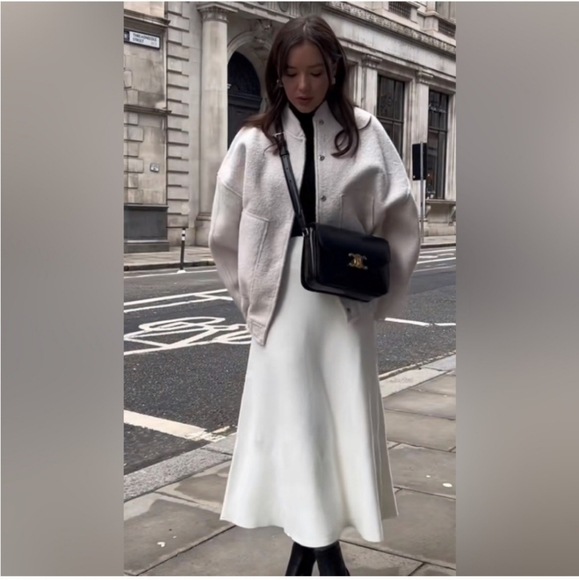 Zara Viral Oversized Bomber Jacket with Pockets Cream/Ecru Boucle - Picture 5 of 16